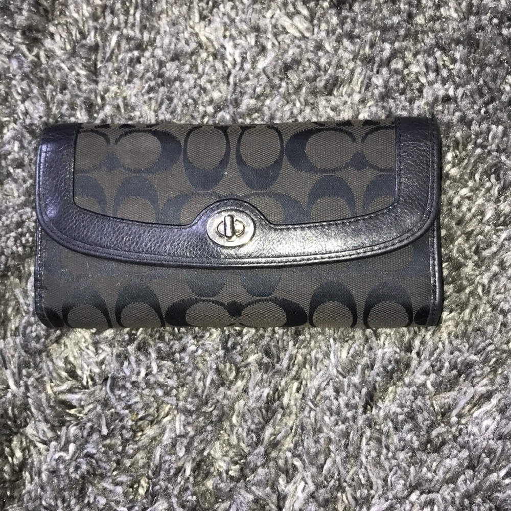 Coach wallet‼️sold